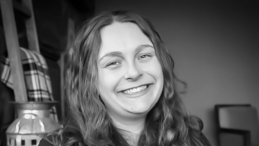 Headshot of Rebekah Erdman.